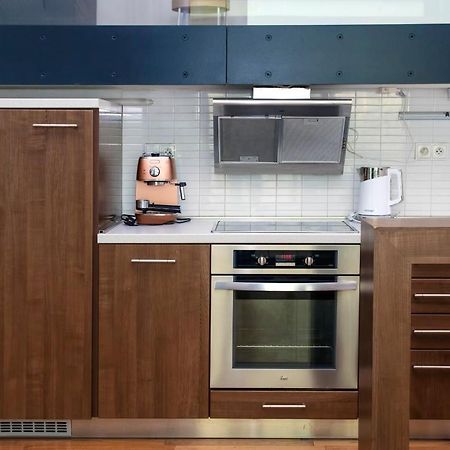 Modern Apartment With Terrace And Air Conditioning Прага Екстериор снимка