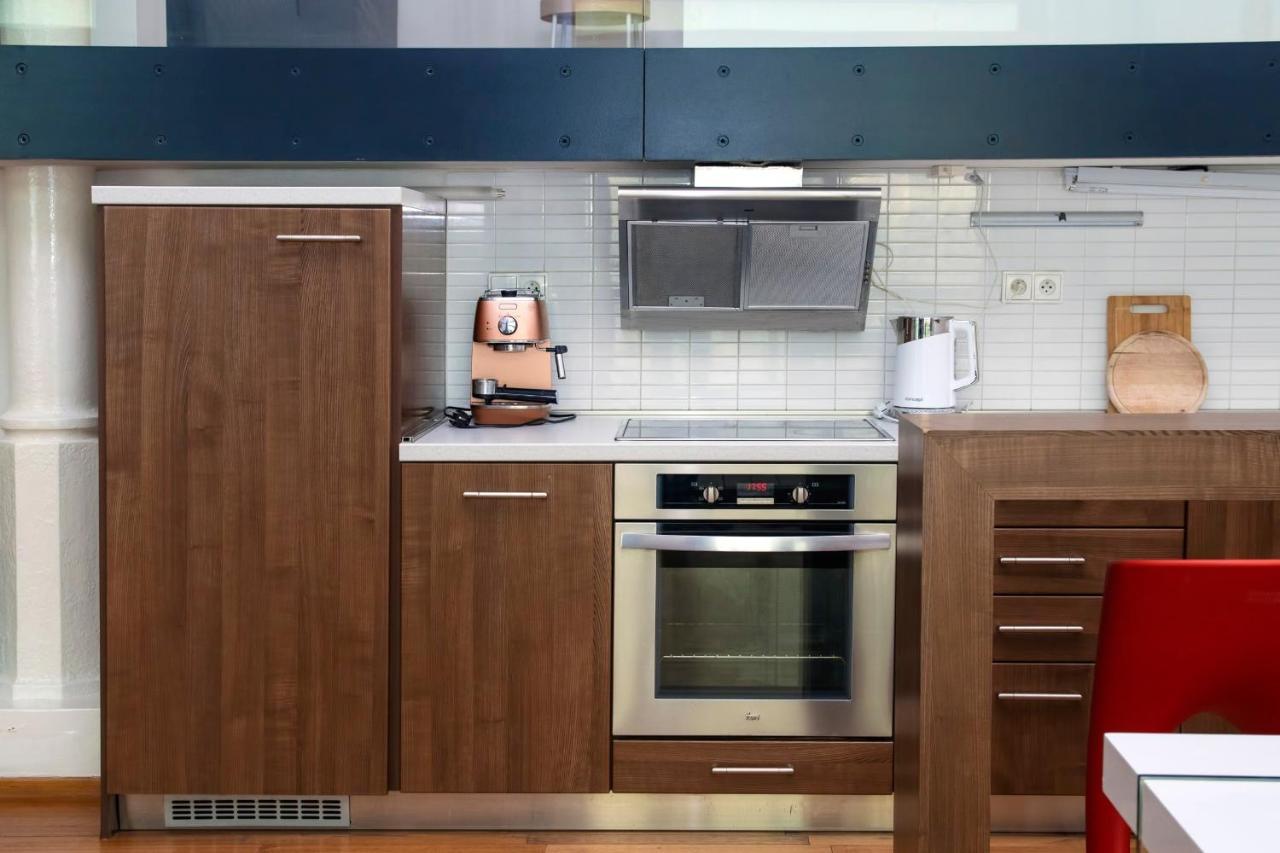 Modern Apartment With Terrace And Air Conditioning Прага Екстериор снимка