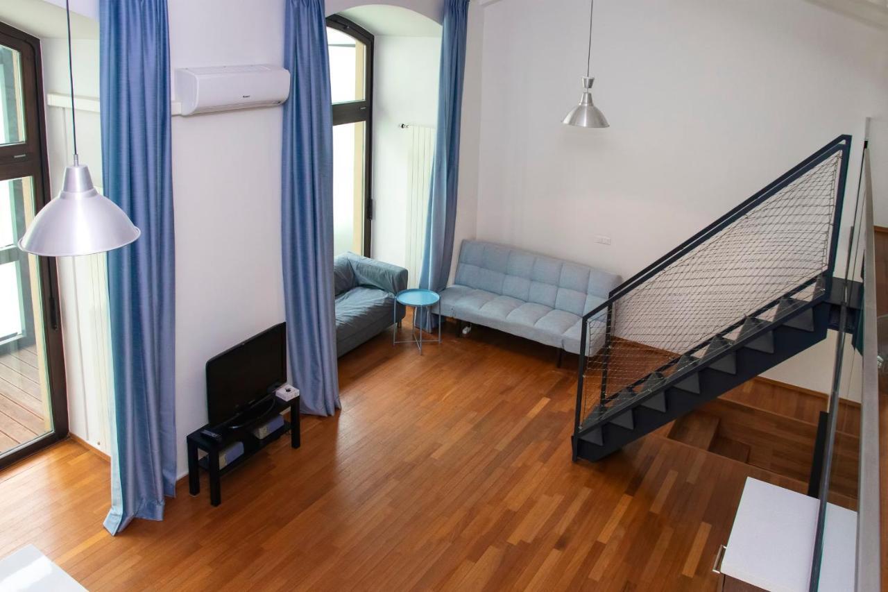 Modern Apartment With Terrace And Air Conditioning Прага Екстериор снимка
